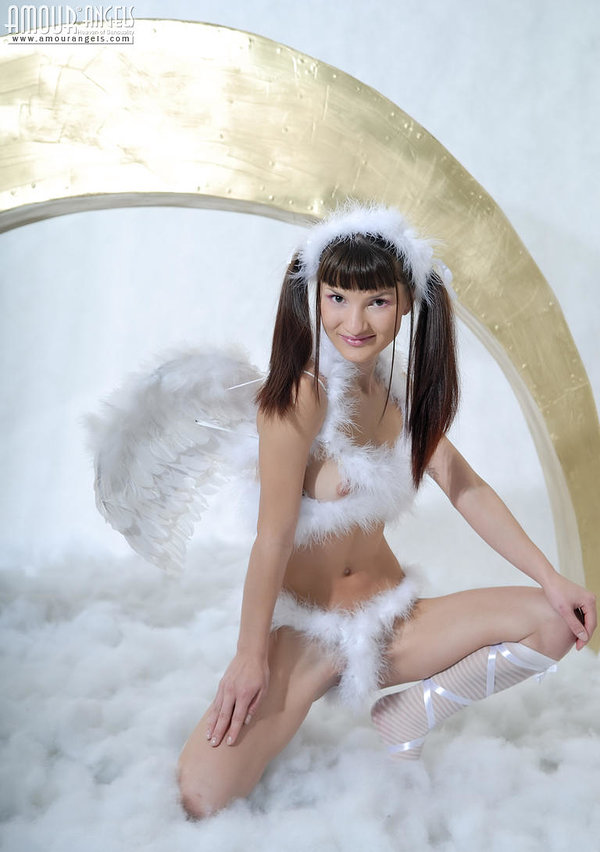 Поля, 23 года, 5 размер груди